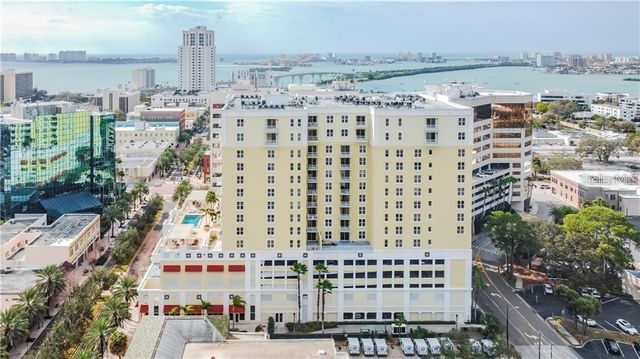 628 Cleveland St #1310, Clearwater, FL 33755