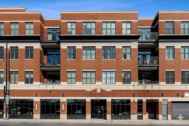 2472 W  Foster Ave #209, Chicago, IL 60625