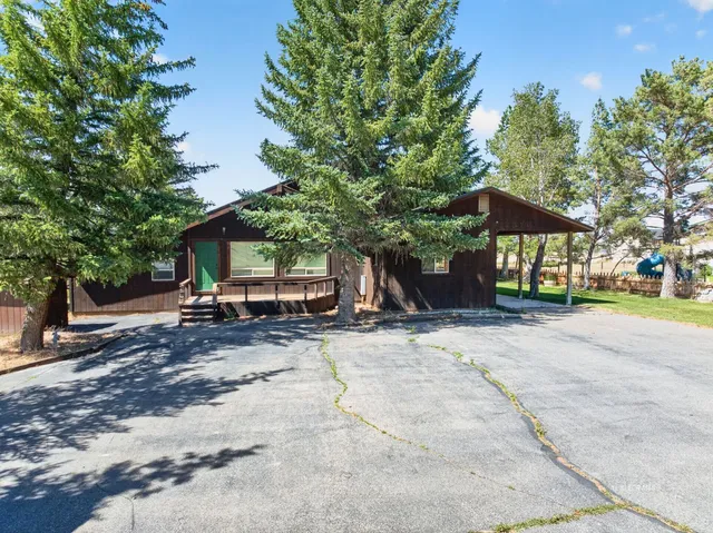 2611 N  Canyon Rd, Lamoille, NV 89828