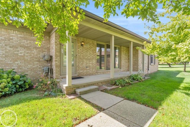 49227 Norristown Ct #336, Utica, MI 48315
