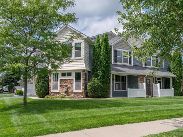 1952 Commonwealth Blvd #5, Chanhassen, MN 55317