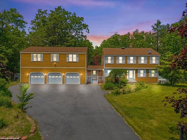 2 Blueberry Pines Drive, Kennebunk, ME 04043