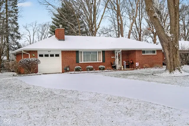 917 Longfellow Rd, Anderson, IN 46011