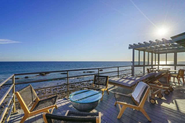 24016 Malibu Rd, Malibu, CA 90265