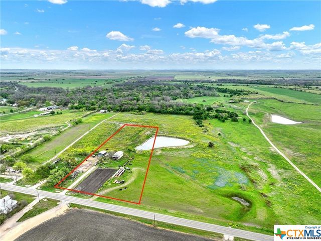 10401 FM 621, Martindale, TX 78655