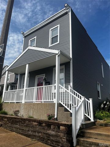 2725 January Ave, Saint Louis, MO 63139