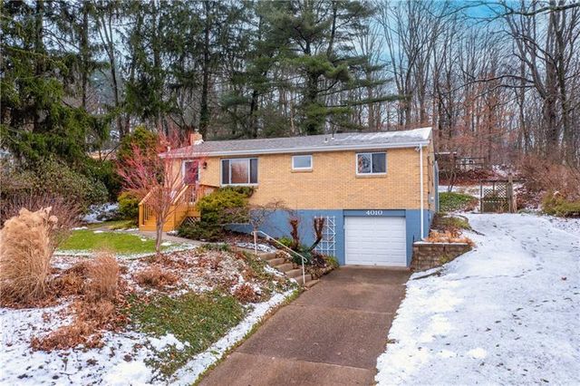 4010 Vistavue Dr, Gibsonia, PA 15044