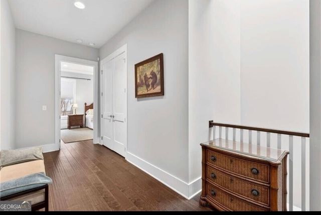 208 Sessions St, Woodstock, GA 30188