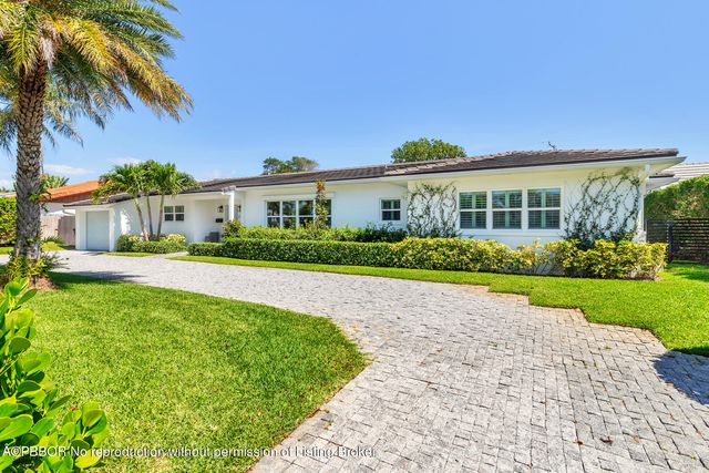 215 Cortez Rd, West Palm Beach, FL 33405