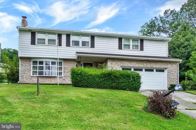 2484 Friesian Rd, York, PA 17406