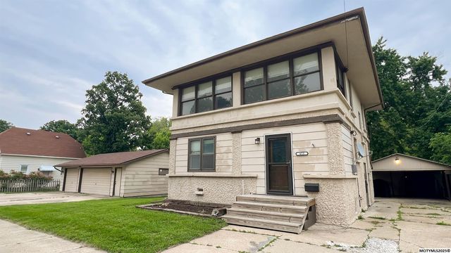 415 N  Massachusetts Ave, Mason City, IA 50401
