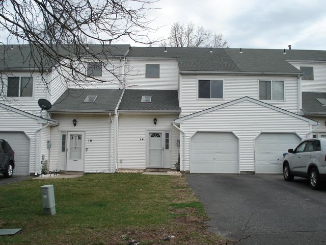 14 Coriander Dr, Lumberton, NJ 08048