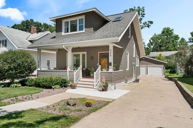 248 E  School St, Owatonna, MN 55060