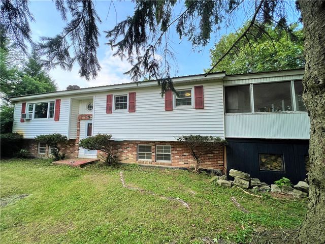 388 Crommie Rd, Cobleskill, NY 12043