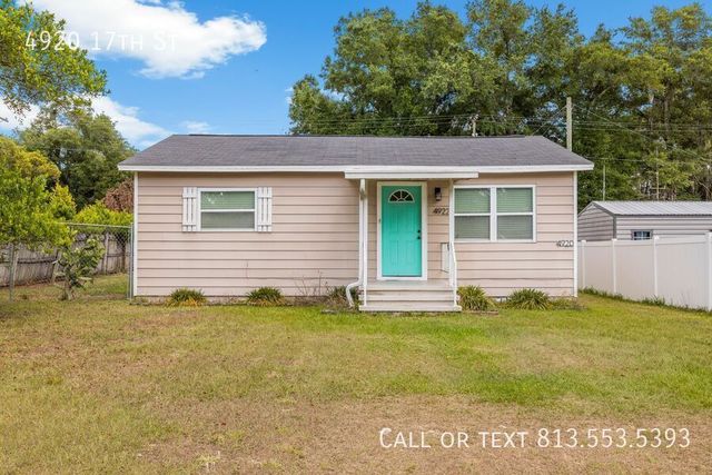 4920 17th St, Zephyrhills, FL 33542
