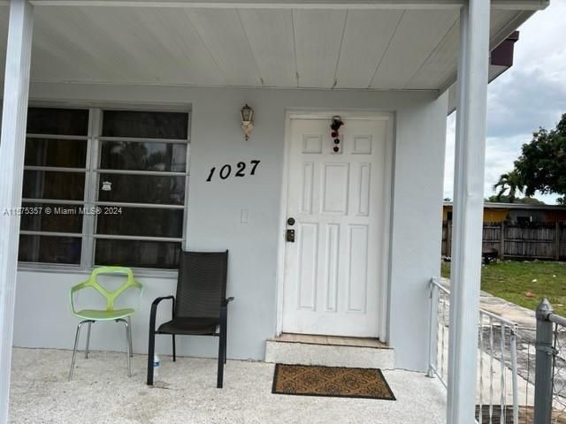 1025 NW 25th Ave, Miami, FL 33125