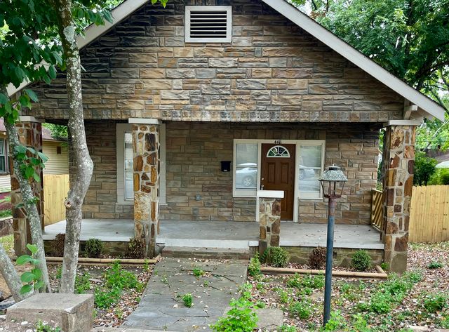 4411 W  10th St, Little Rock, AR 72204