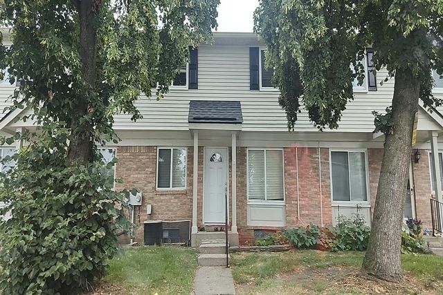 2028 Orchard Crest St, Shelby Township, MI 48317
