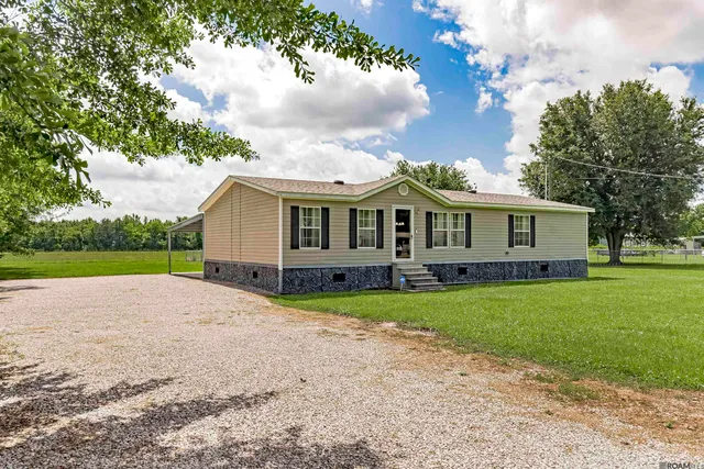 4388 Smith Acres Ln, Fordoche, LA 70732