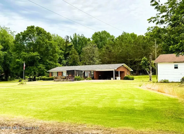 506 Highway 32 W, Bruce, MS 38915