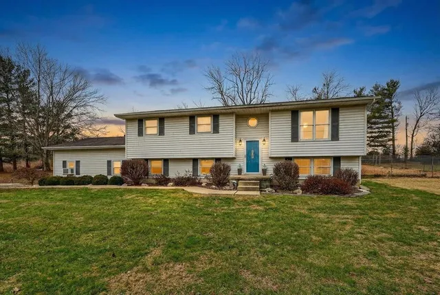 13427 State Route 139, Jackson, OH 45640