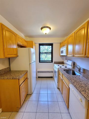 Address Not Disclosed, New Rochelle, NY 10805