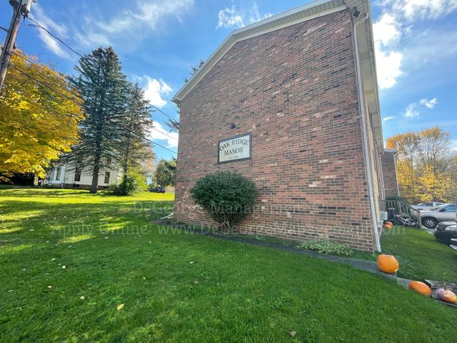 81 State St #12A, Holley, NY 14470