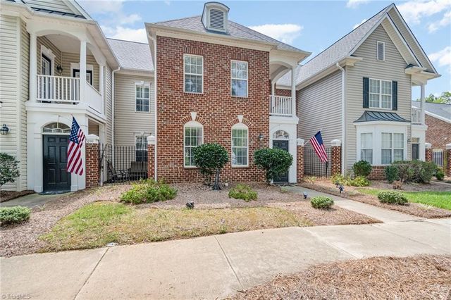 188 Old Towne Dr, Bermuda Run, NC 27006