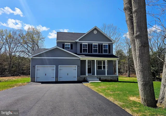 47 Seena Dr, Millville, NJ 08332