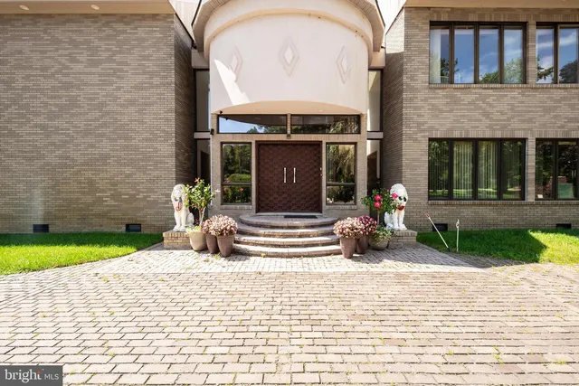 27 Cannon Range Rd, Milmay, NJ 08340