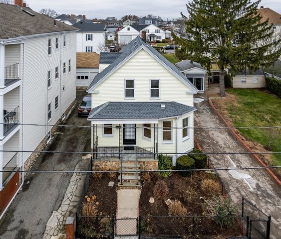 71 Eugenia St, New Bedford, MA 02745