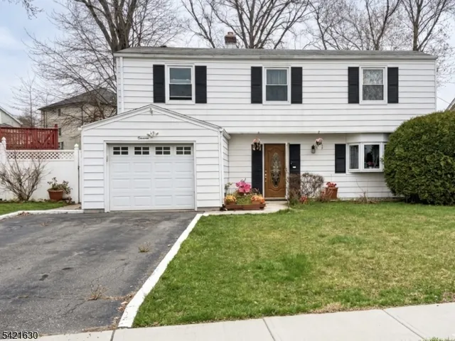 16 Hart Pl, Union, NJ 07083