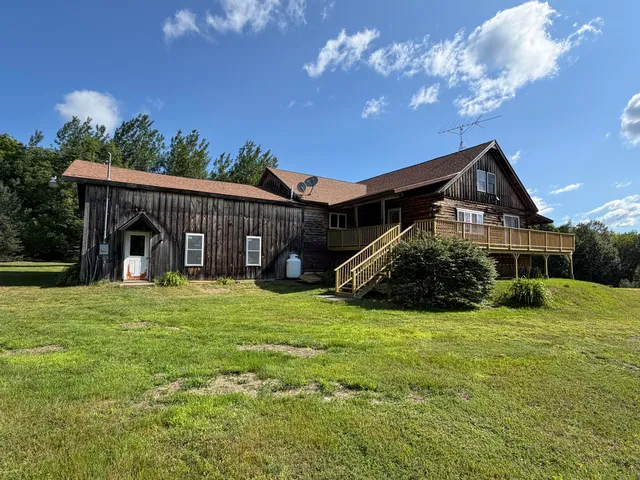 8 Steward Road, Monson, ME 04464