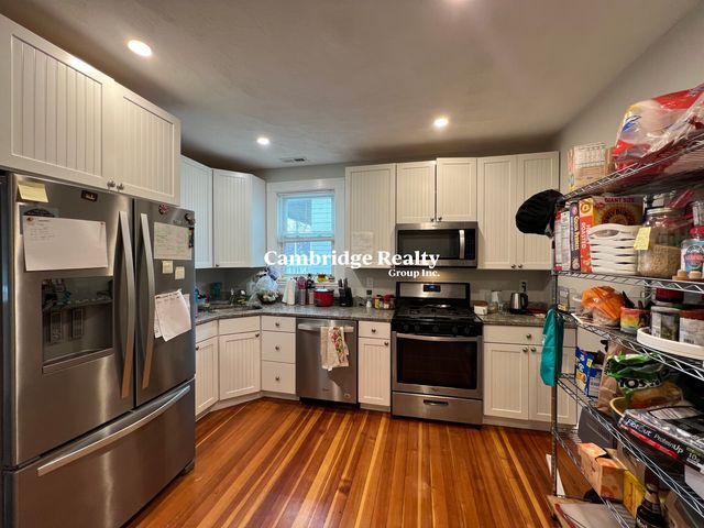 307 Highland Ave #3T, Somerville, MA 02144