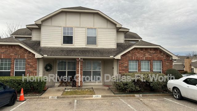 611 Oriole Blvd #2202, Duncanville, TX 75116