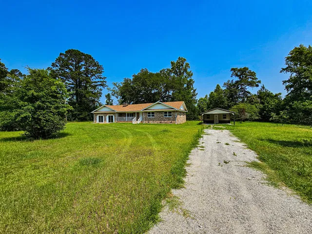 840 Brittlebank Rd, Walterboro, SC 29488