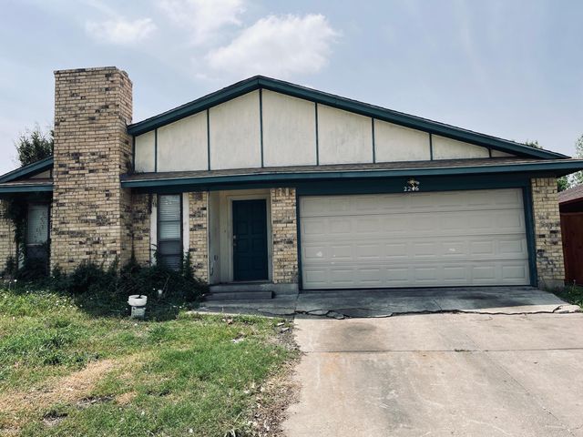 2206 Sheraton Dr, Carrollton, TX 75007