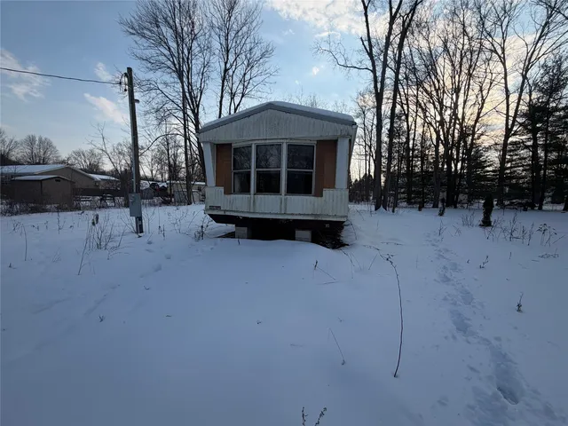 Hickory Dr, Linesville, PA 16424
