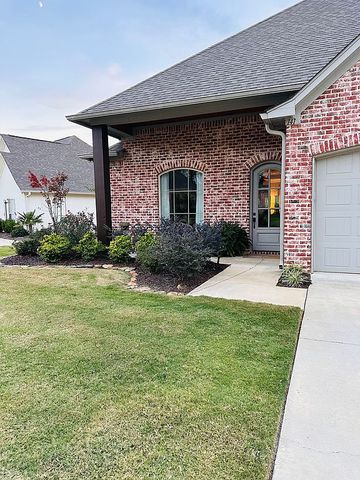 141 Shore View Dr, Madison, MS 39110