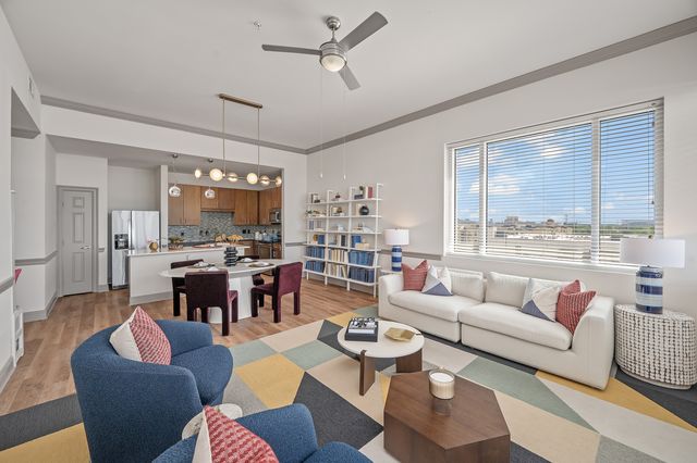 4620 N  Braeswood Blvd #1-P201, Houston, TX 77096
