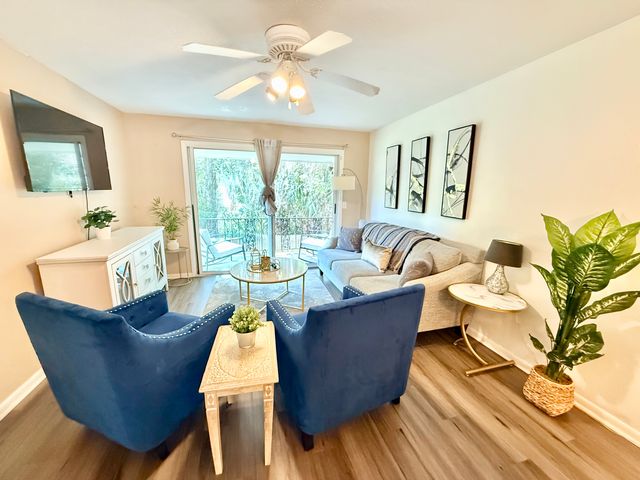 4836 Atlantic Blvd #116, Jacksonville, FL 32207
