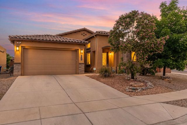 7348 Tree Line Ave NW, Albuquerque, NM 87114