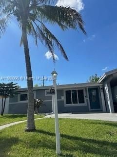 3380 NW 34th St, Lauderdale Lakes, FL 33309