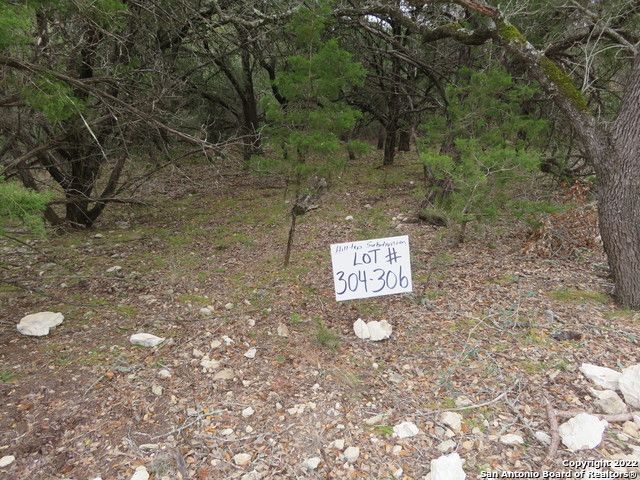 LOT 304-306 Deer Trail LOT 304 &, Pipe Creek, TX 78063