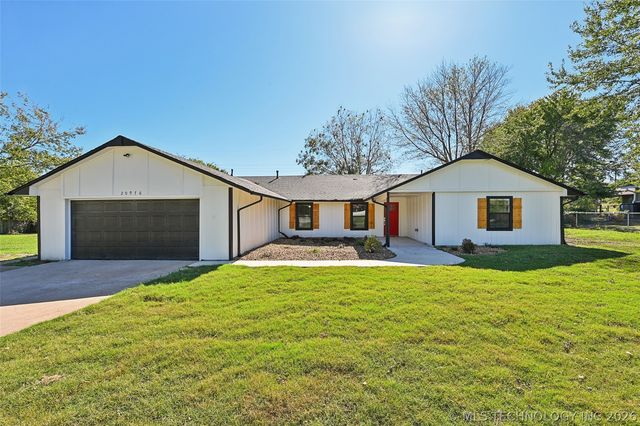 20976 E  65th St S, Broken Arrow, OK 74014
