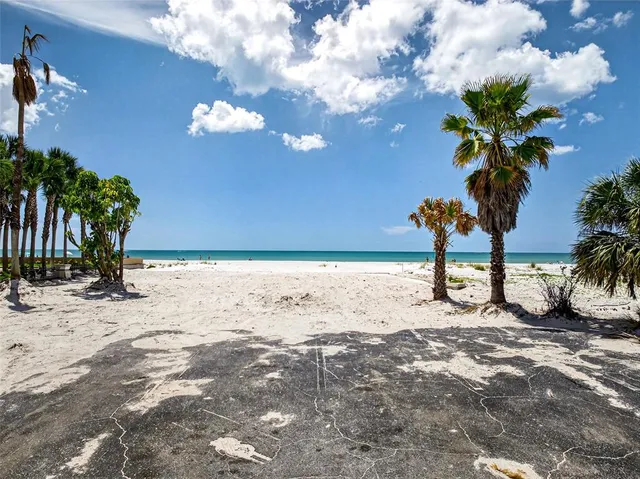 13642 Gulf Blvd #8, Saint Petersburg, FL 33708