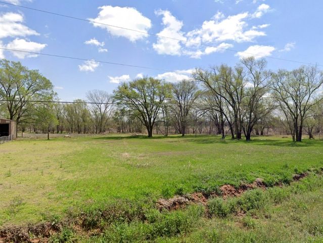 214 S  3rd St   #21-33, Sayre, OK 73662