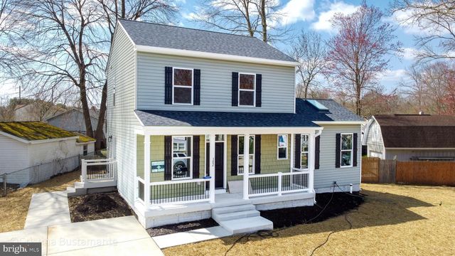 302 Seagull Dr, Aberdeen, MD 21001