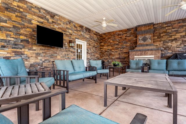 3535 Piney Creek Dr #1B-1Ba-757Sqft, Elkhorn, NE 68022