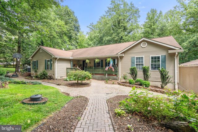 590 Vaught Dr, Front Royal, VA 22630